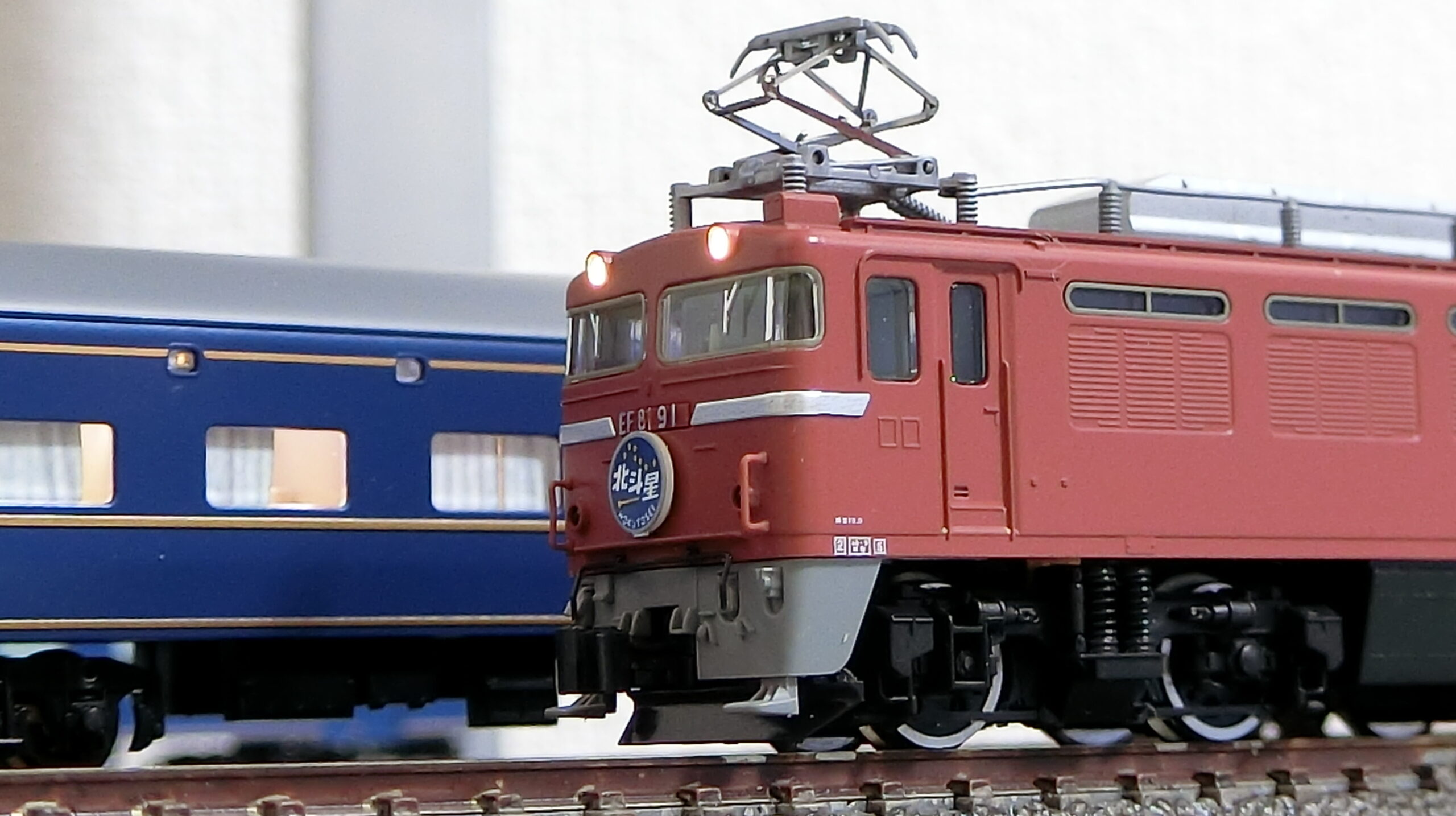 9198円 通販 ロクハン Zゲージ EF65形 1000番代 1059号機 JR貨物試験塗装 T035-5 鉄道模型 電気機関車